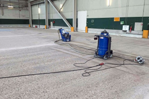 Beton fräsen Maschinen Lagerhalle